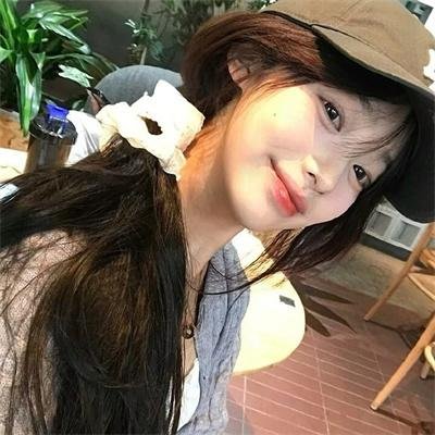 女富豪的美丽与哀愁